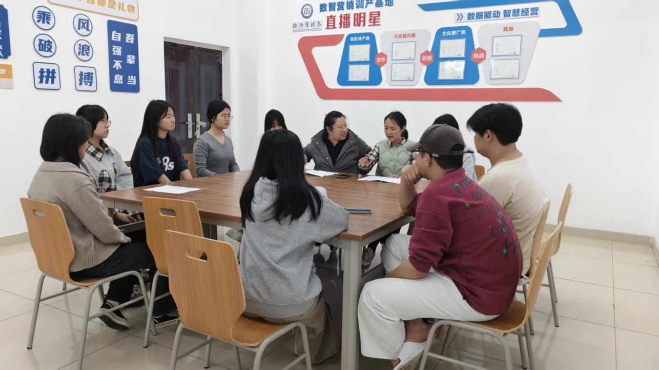 经管赋能促成长 社区育人显担当|经济管理系3月一站式学生社区系列活动纪实