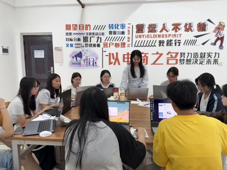 一站式育人暖人心 五月筑梦促成长｜经济管理系5月一站式学生社区系列活动纪实